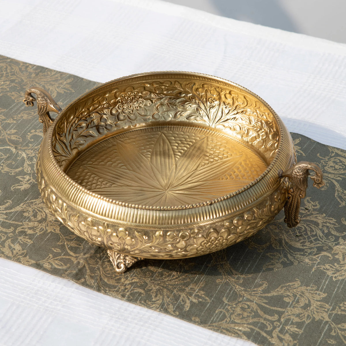 The Heirloom Urli Set | 14" Solid Brass Urli + Styling Kit